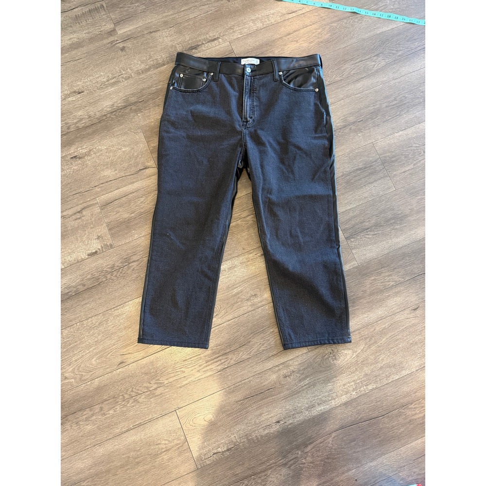 Abercrombie & Fitch Ankle Straight Ultra High Rise Mixed Media Jeans Black 18s